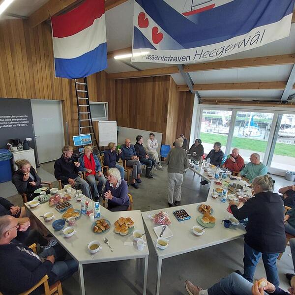 5f0b7825-69b0-473a-ad98-9c5231b04cba 5f0b7825-69b0-473a-ad98-9c5231b04cba